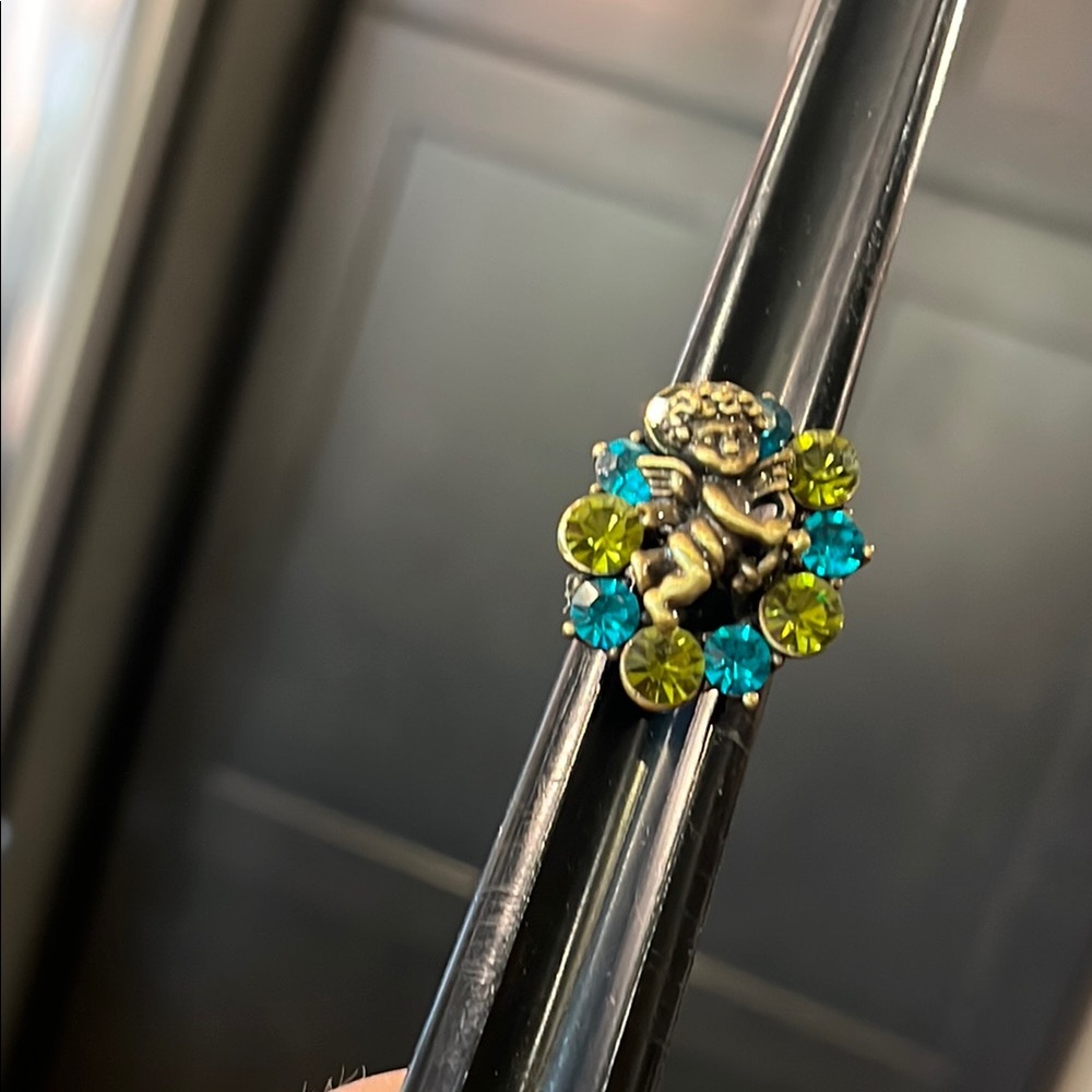 Cherub Ring with Adjustable Band. Green & Blue Rhinestones on a copper setting - Picture 3 of 8